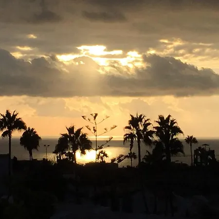 Dream Land Tenerife - Island Village * アデヘ